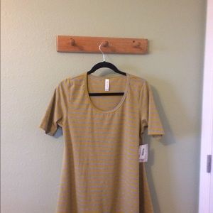 LuLaRoe top