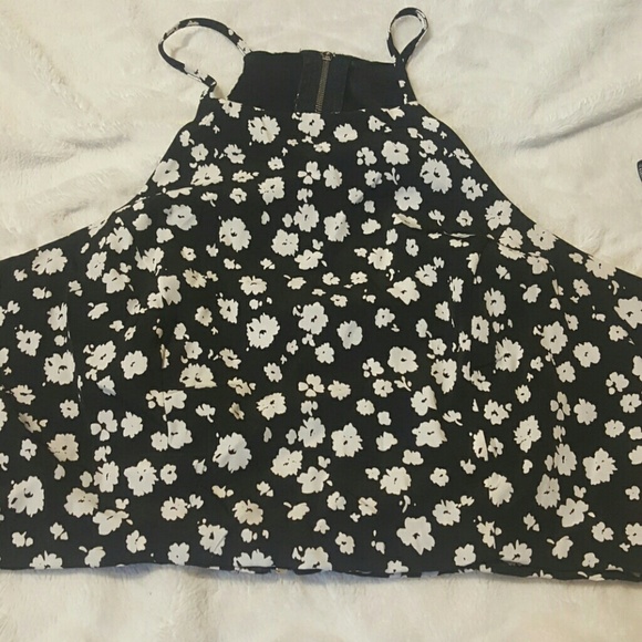 Floral crop top - Picture 3 of 3