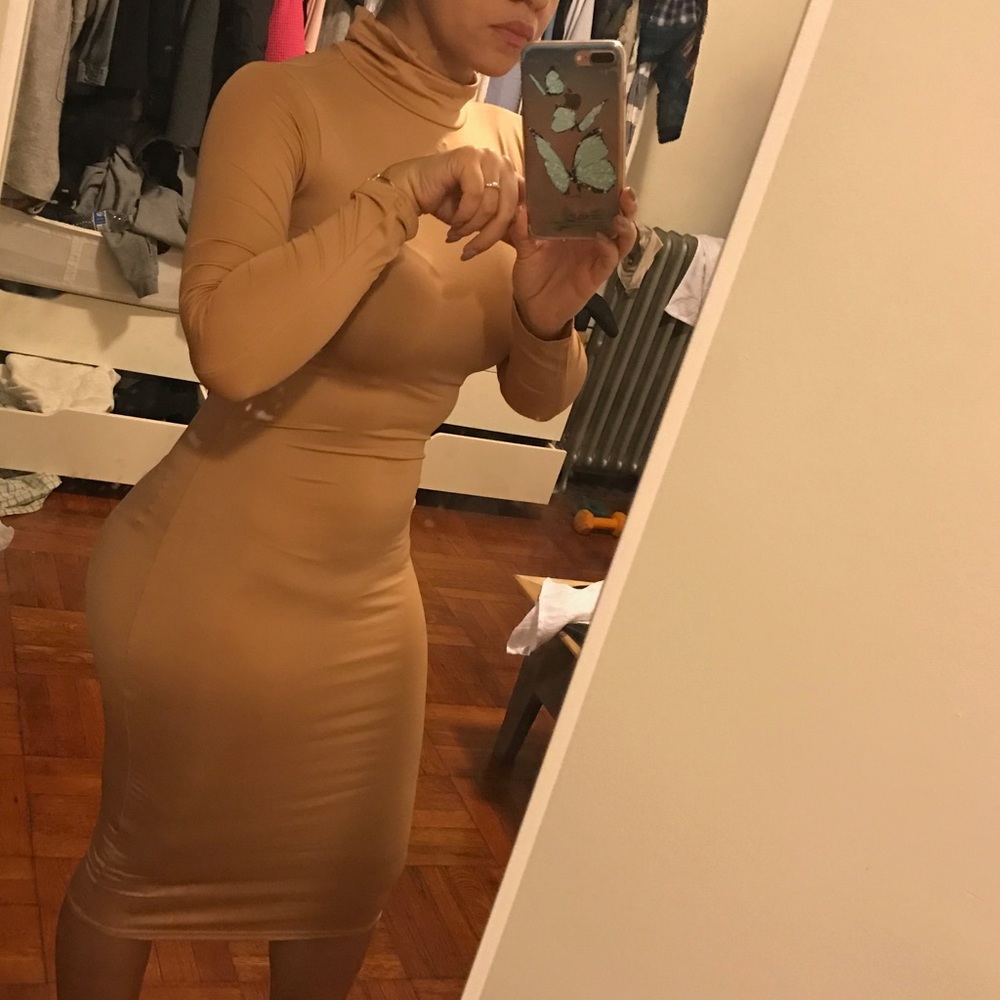 Woman bondage bodycon long sleeve dress