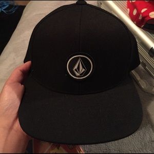 Volcom Snap Back Hat
