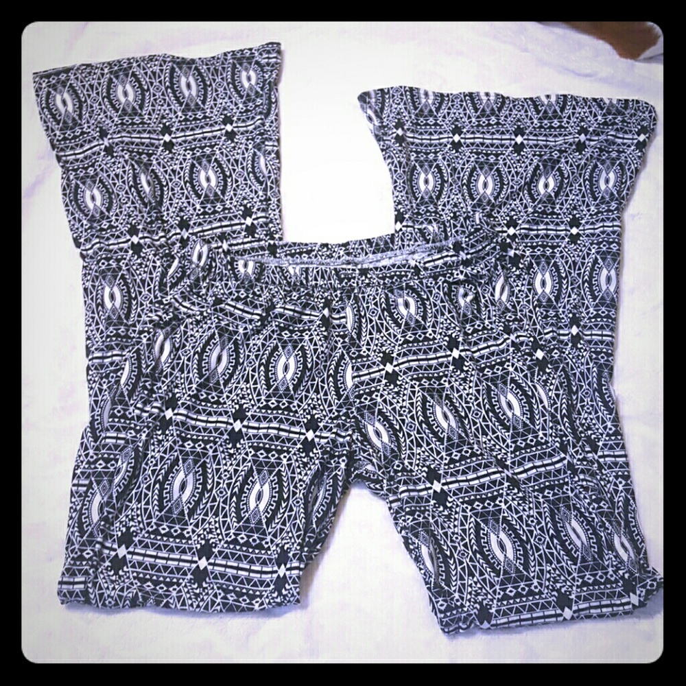 Bell bottom stretchy pant