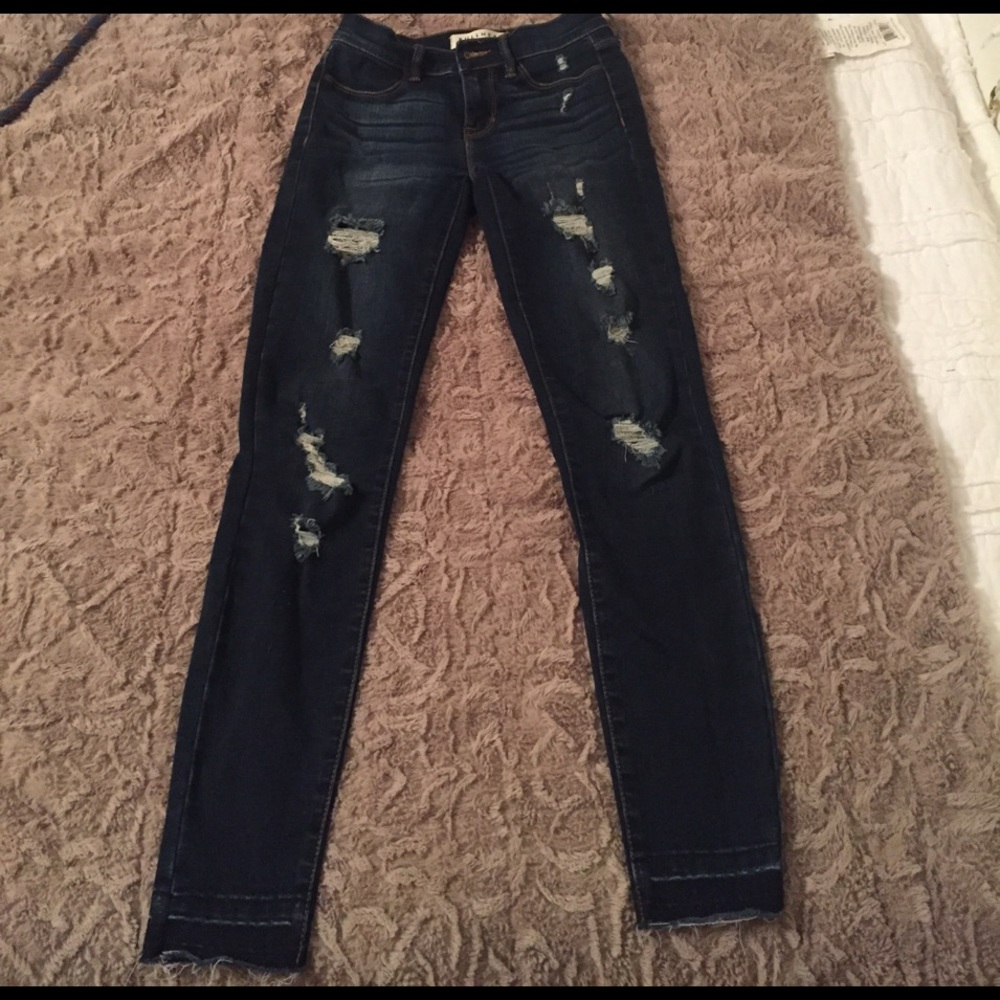 Bullhead PacSun Distressed Dark Wash Jeans