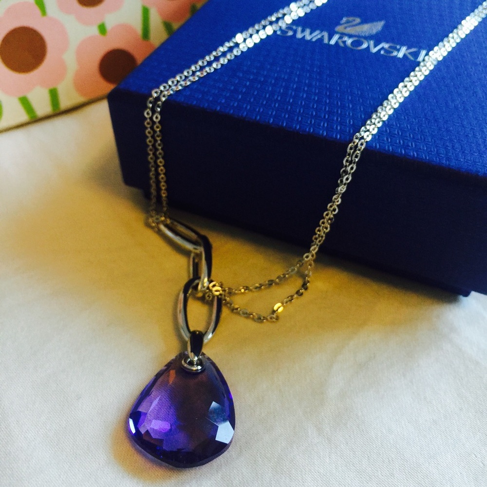 Swarovski necklace new