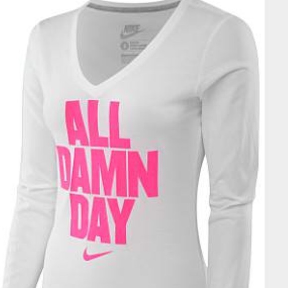 Nike Tops - Nike workout top