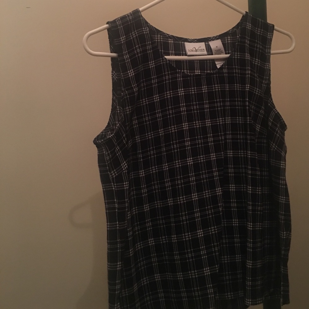 PLAID SLEEVELESS TEE