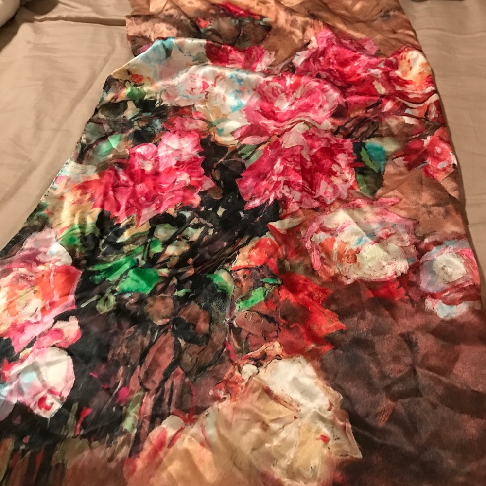 Beautiful scarf !