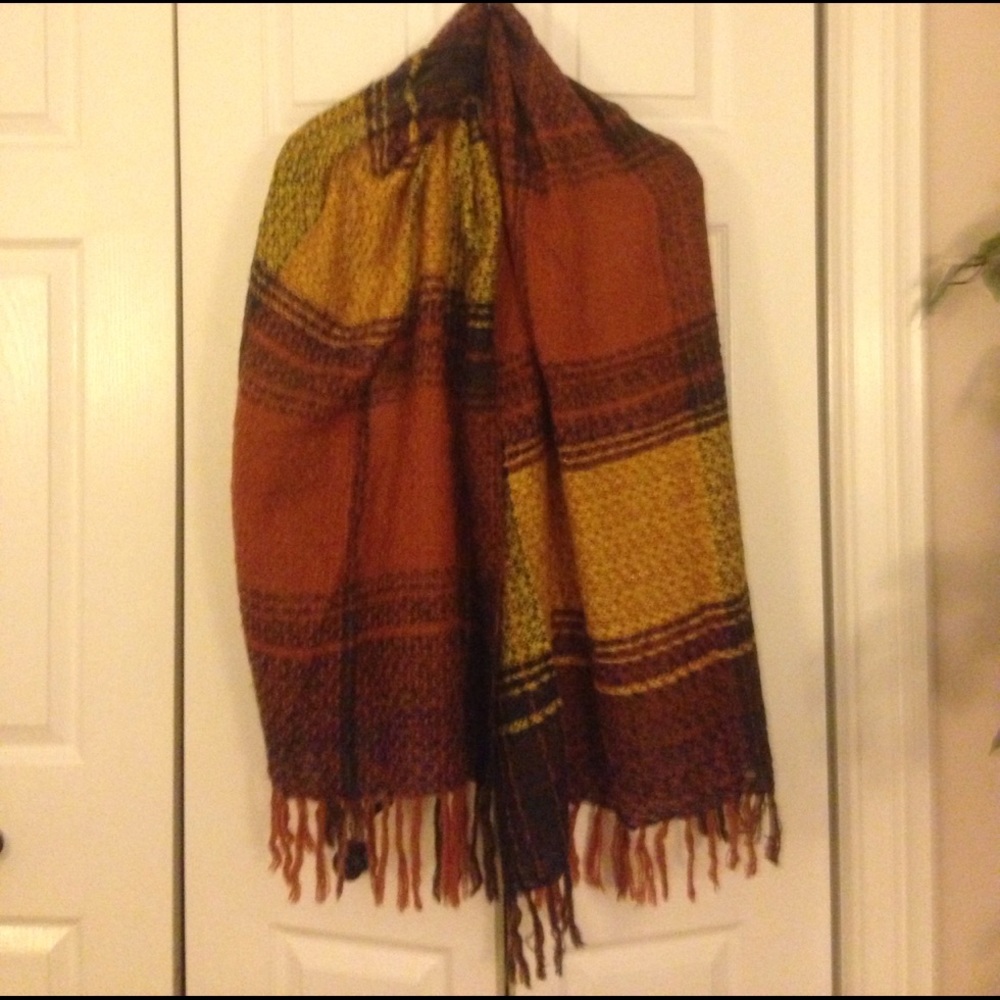 STEVE MADDEN ladies scarf