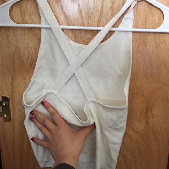Brandy Melville shirt - Picture 2 of 2