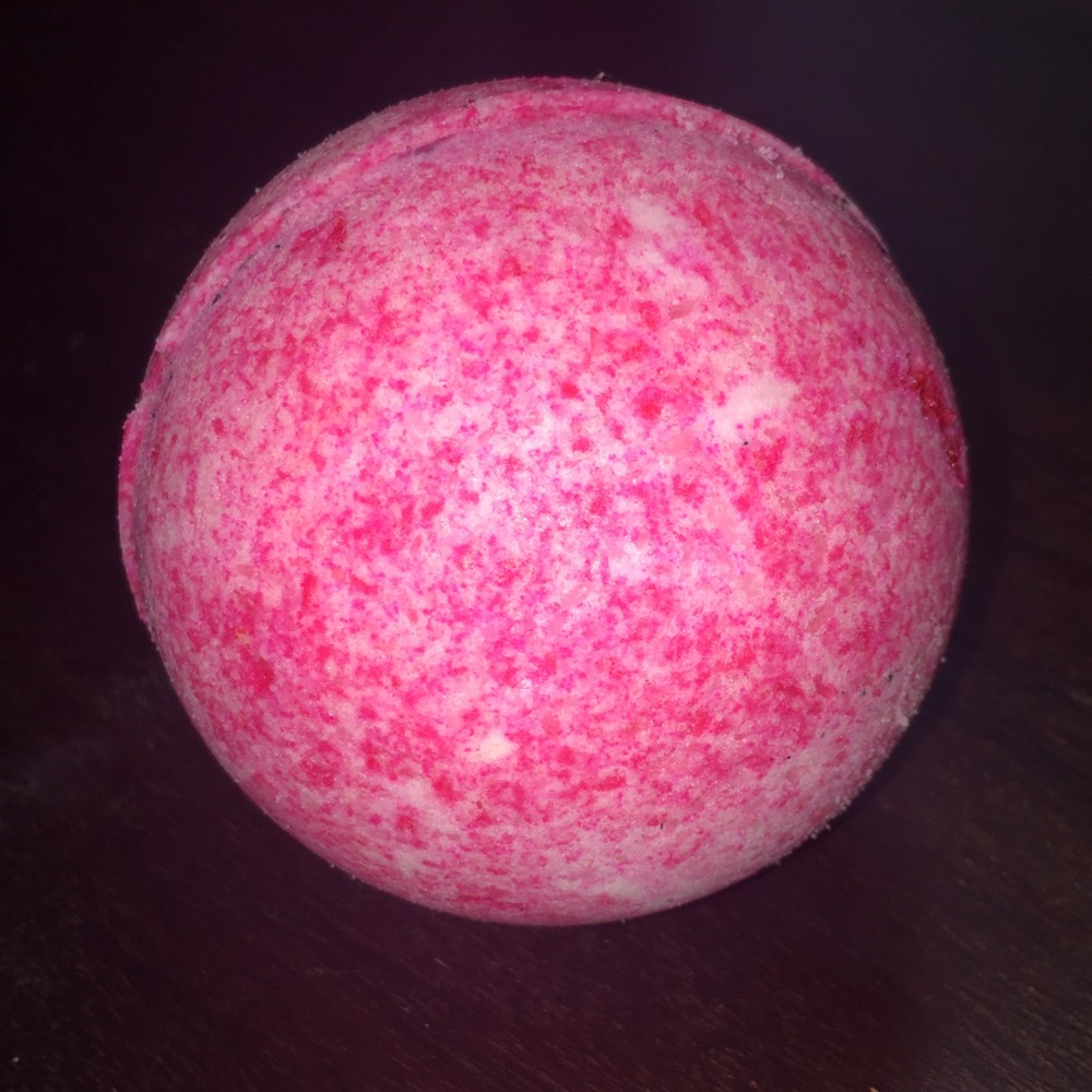 Pink bath bomb