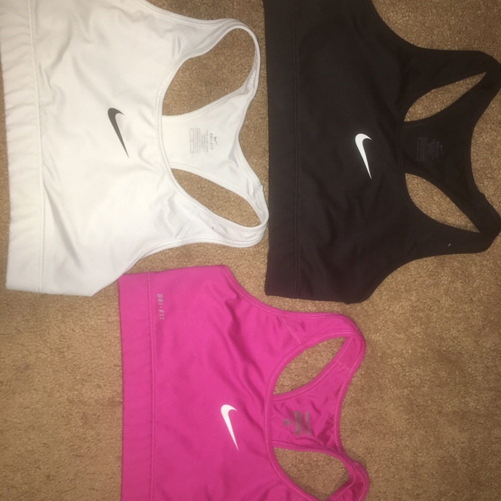NIKE sports Bras
