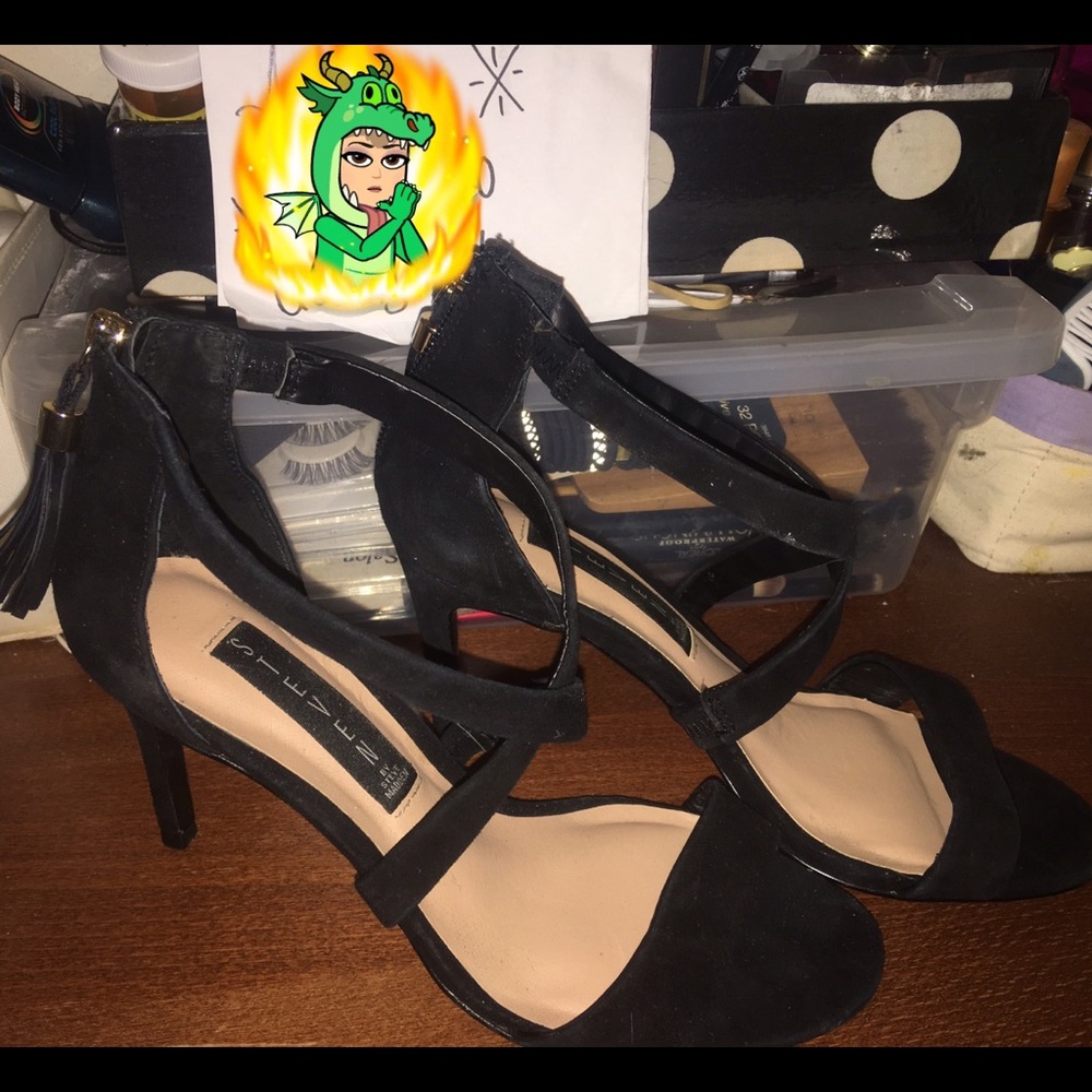 Steve madden "Nahlah" heels