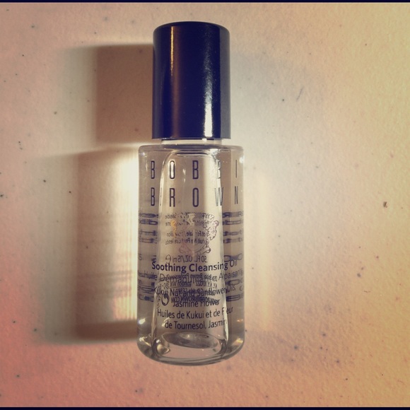 Bobbi Brown Other - Bobbi brown soothing cleansing oil TRAVEL SIZE