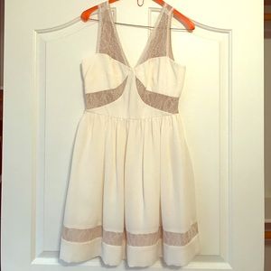 Max & Cleo mini dress size 2, cream and lace
