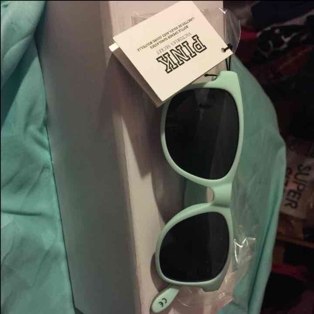 Victoria secret sunglasses