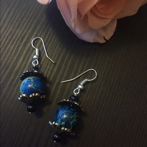 Earth earrings by Ana