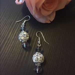 Dazzle me earrings by Ana