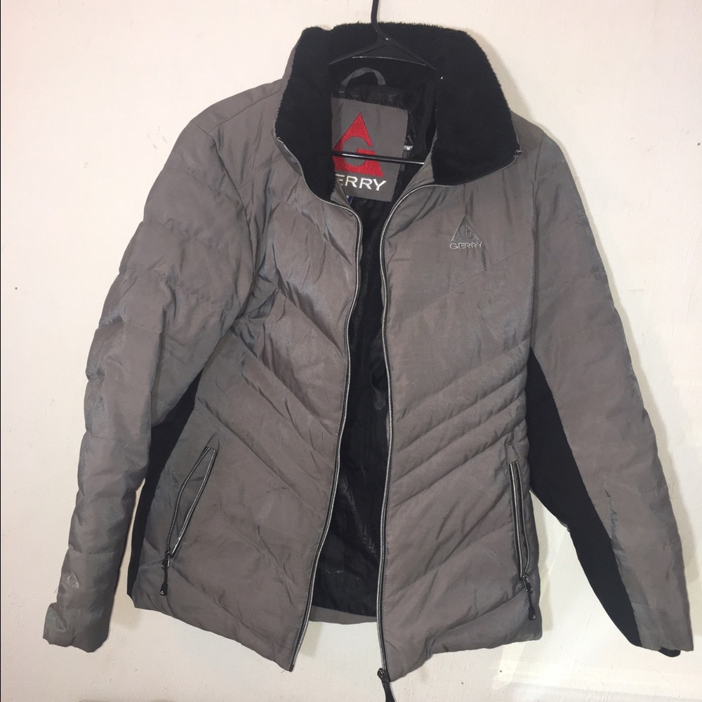 SOLD Women's Gerry coat