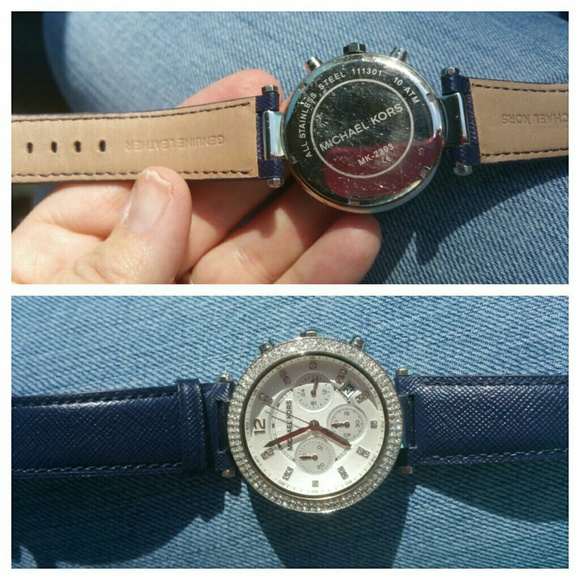 Michael Kors Blue Crystal Encircled Watch MK 2293 EUC - Picture 3 of 4