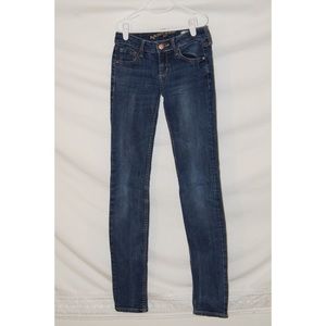 ARIZONA JEAN CO juniors super skinny jeans