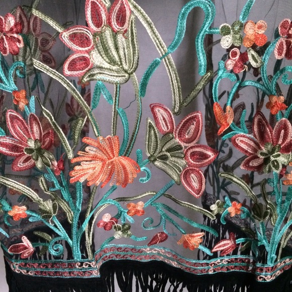 Bohemian embroidered long tassel robe / jacket - Picture 3 of 4