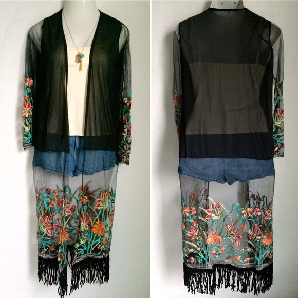 Bohemian embroidered long tassel robe / jacket - Picture 4 of 4