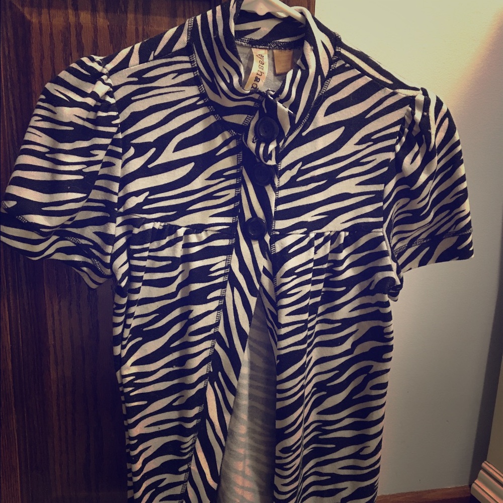 Cotton zebra top