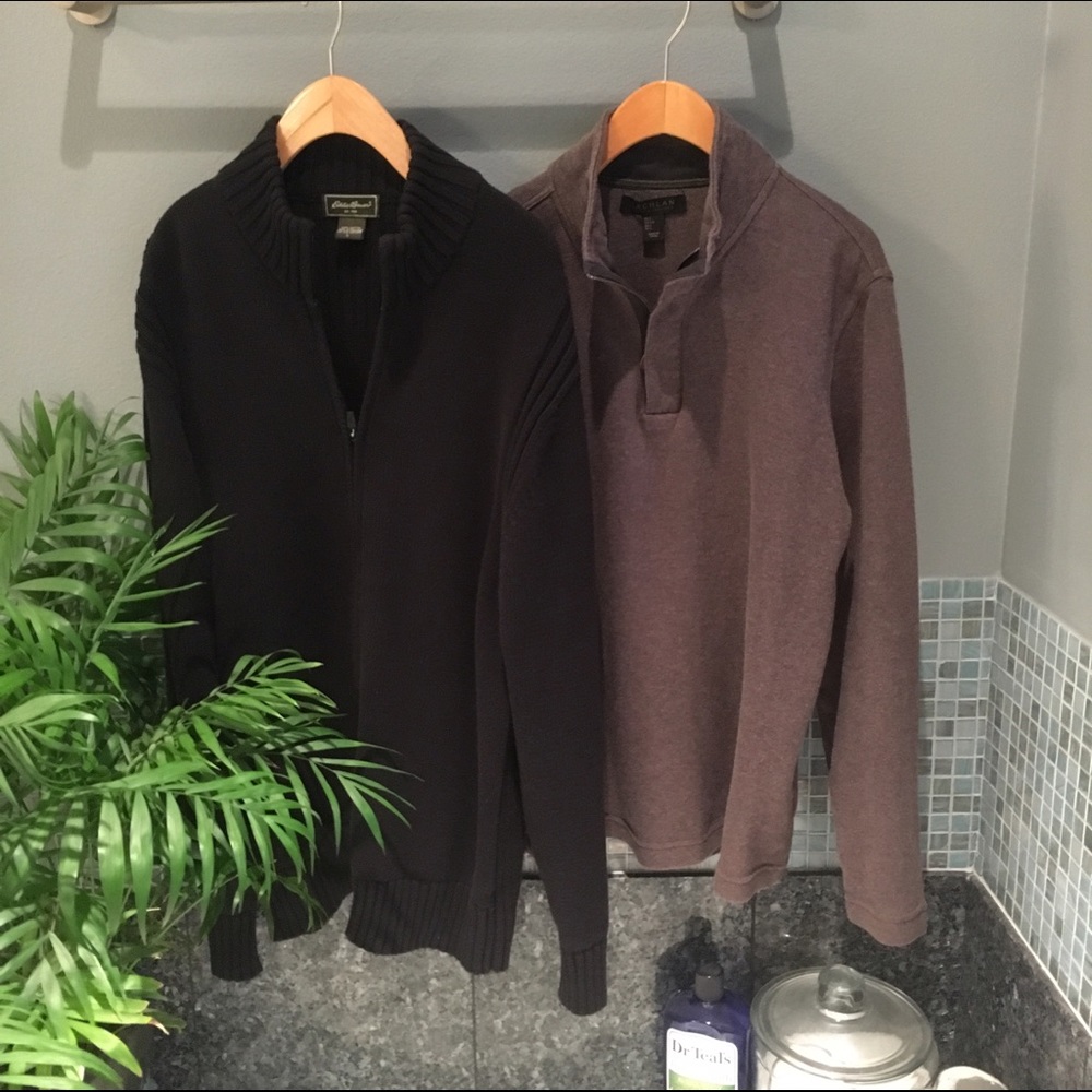 Bundle of 2 men's sweaters