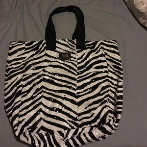 Victoria secret sequent Tote