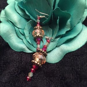 Enlighten me earrings by Ana