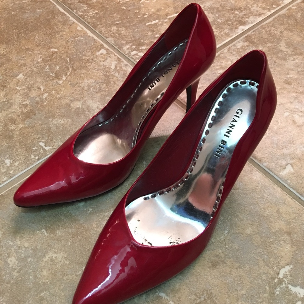 Gianni Bini high heel