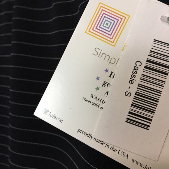 LuLaRoe Cassie Skirt - Picture 2 of 4