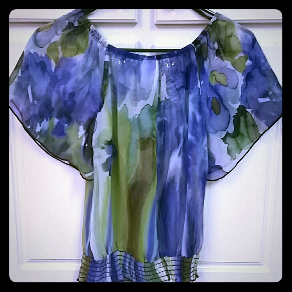 Beautiful  blue green blouse, loose arms