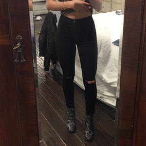 black high wasted skinny jeans