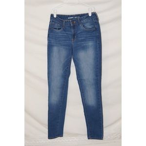 OLD NAVY ROCKSTAR mid rise jeans