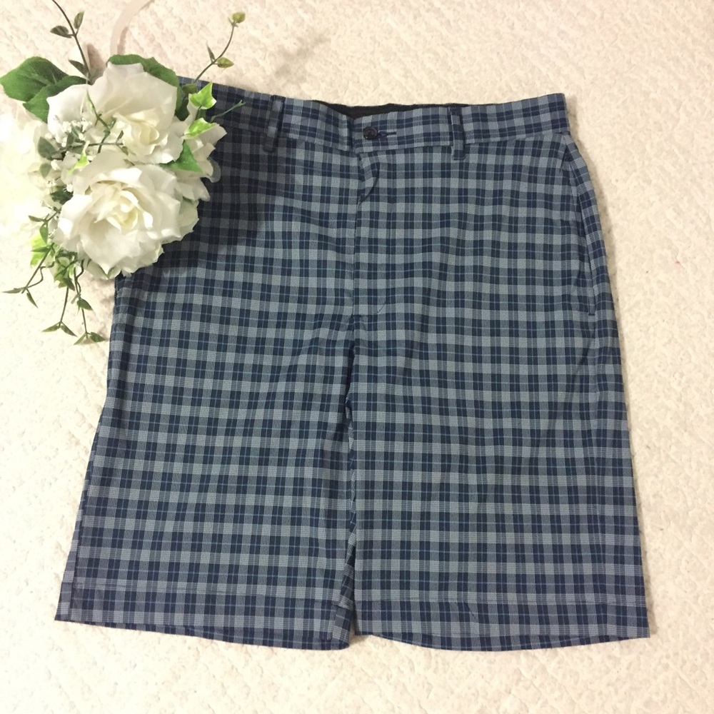 Navy Plaid Greg Norman shorts