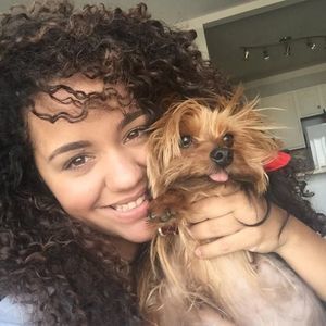 Meet your Posher, Maylin