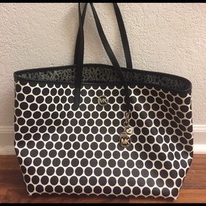 AUTHENTIC Large Michael Kors Bag