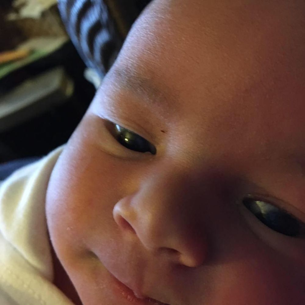 Meet your Posher, Claudia