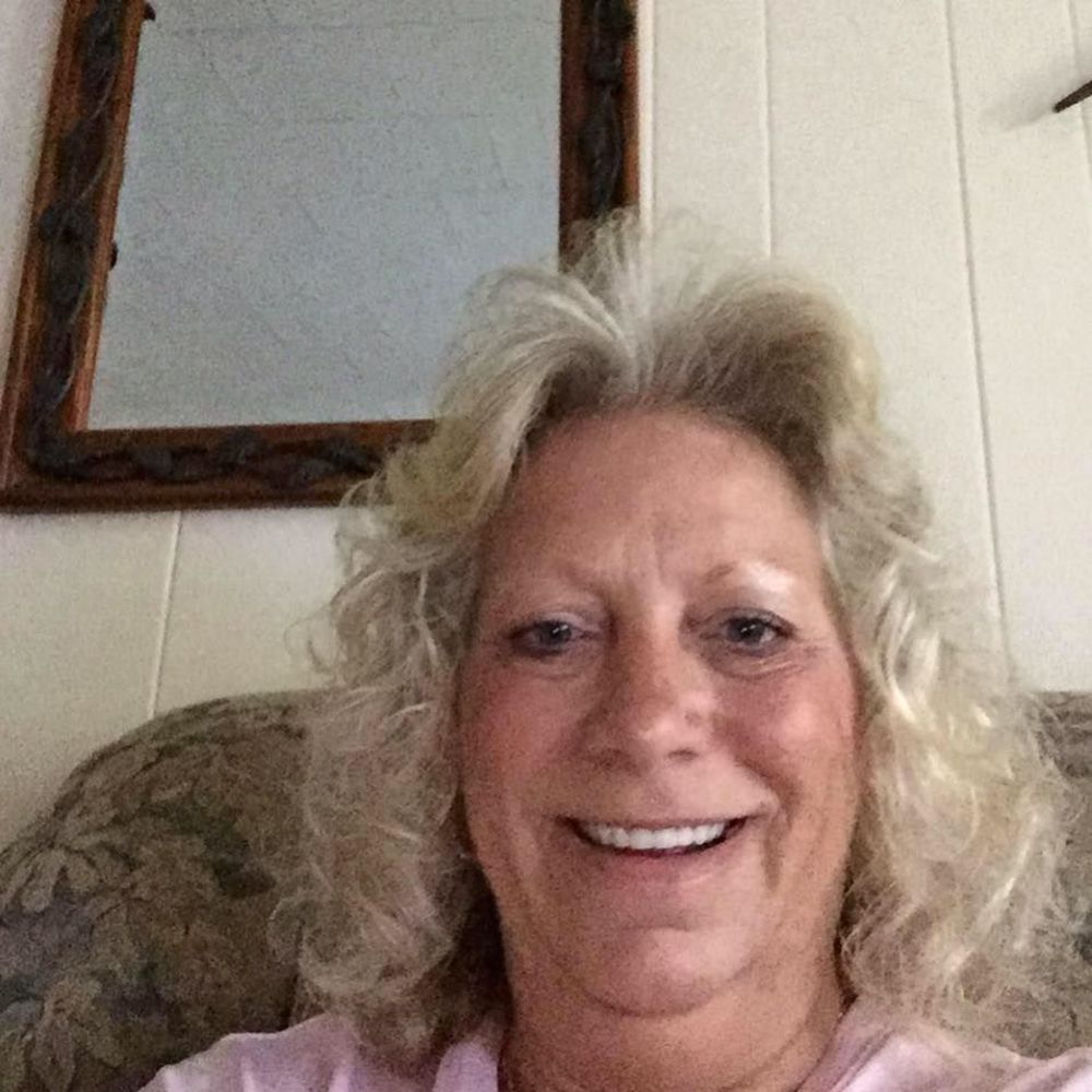 Meet your Posher, Pam