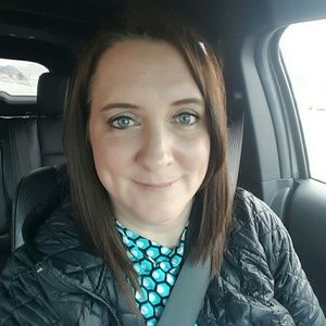 Meet your Posher, Angie