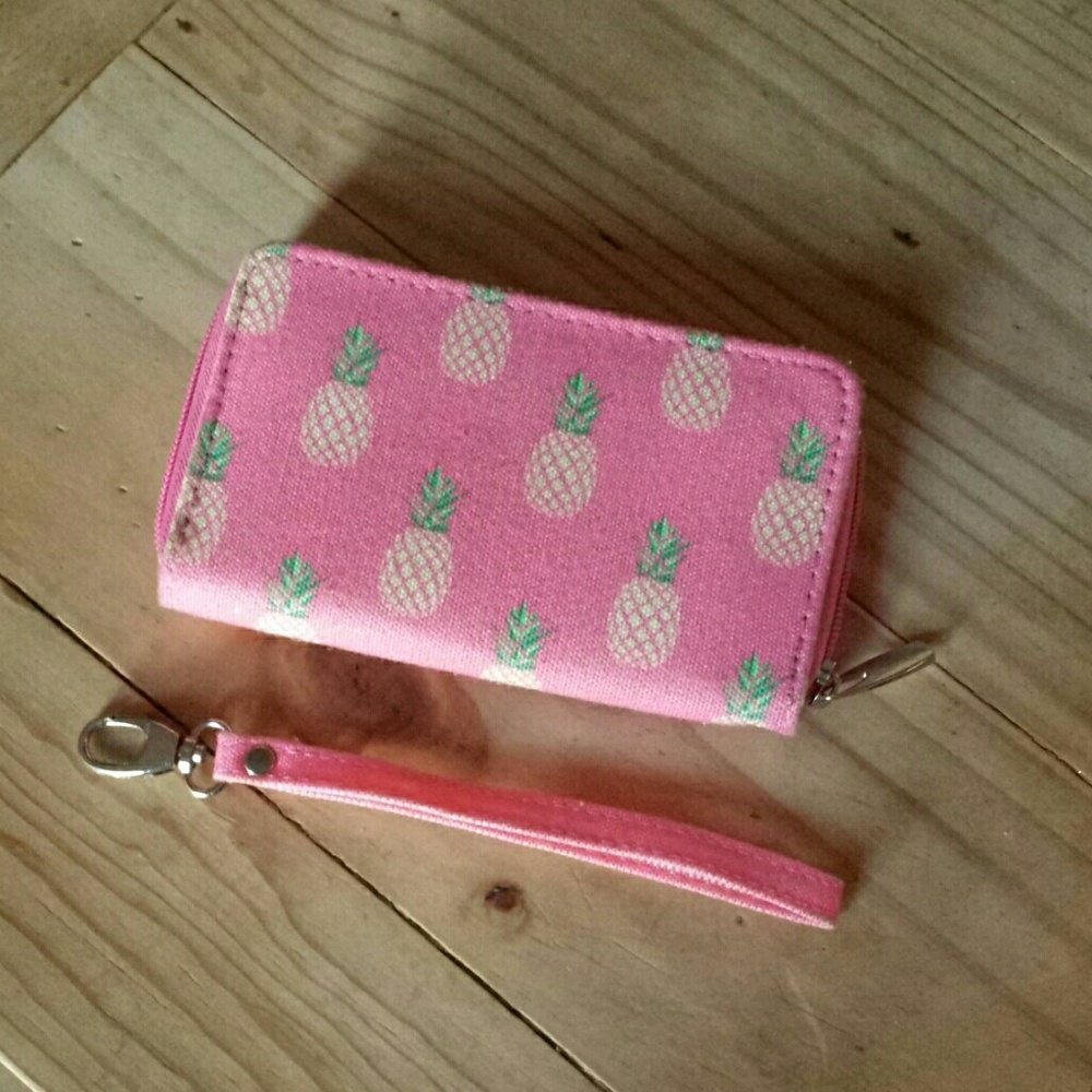 SOLD Pineapple summer wallet!!! MAKE AN OFFER!