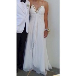 Gorgeous Mesh Detailed Back White Formal Dress