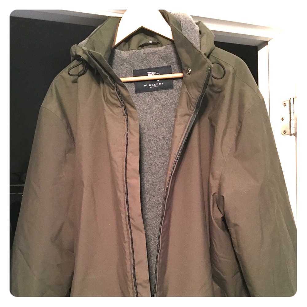 Men's dark green Burberry jacket