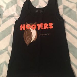 Authentic Hooters tank top