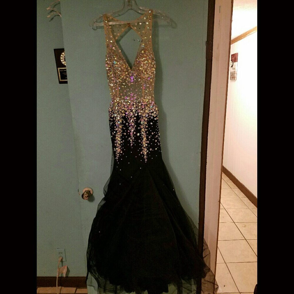 Black mermaid prom dress