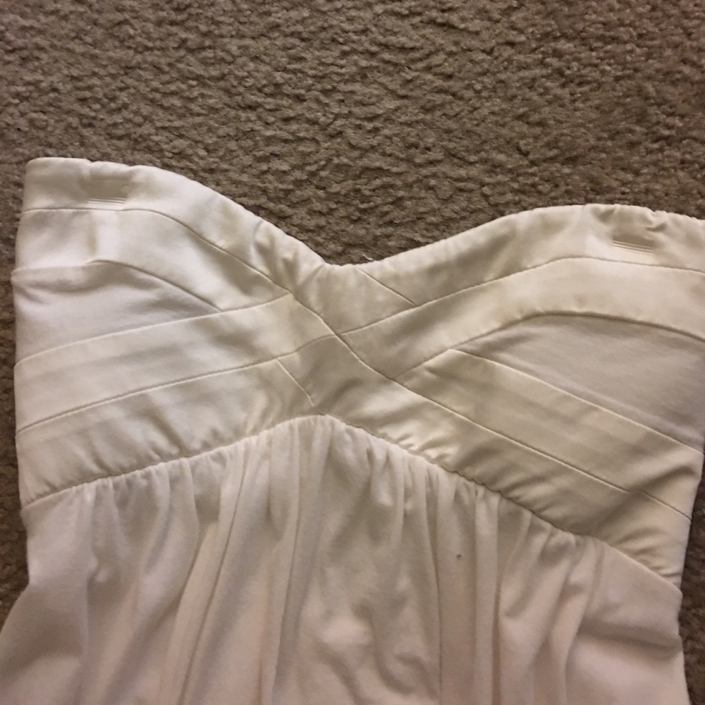 LAST CHANCE SALE⚡️⚡️White Bebe dress so comfy