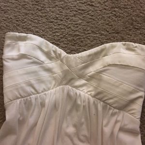 LAST CHANCE SALE⚡️⚡️White Bebe dress so comfy