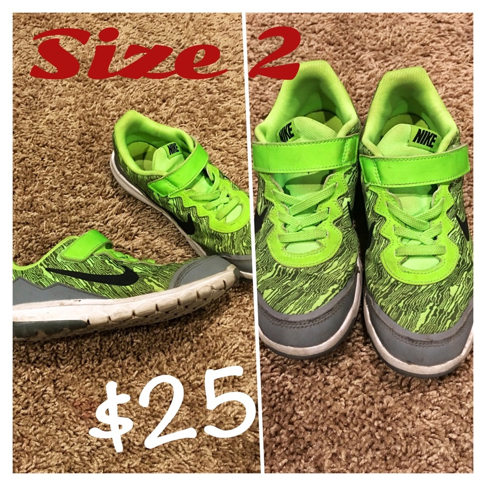 Youth boys Nike tennis shoes