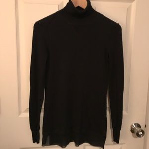 Simply Vera Wang thin black turtle neck sweater XS