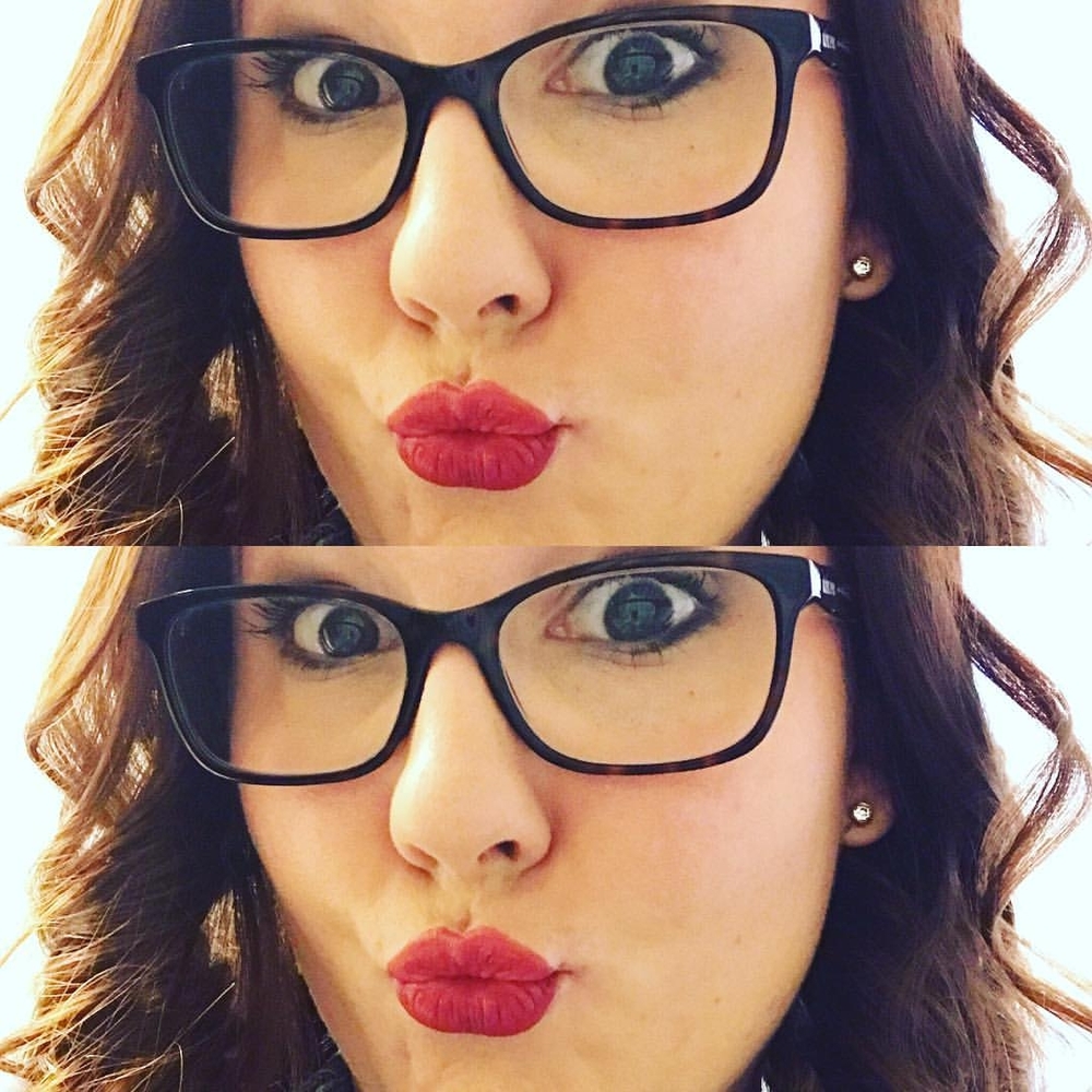 Meet your Posher, Emily
